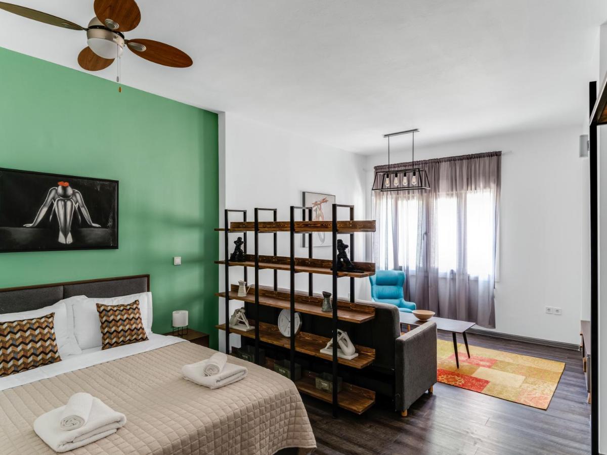 Sanders Center Athens Apartment Exterior foto